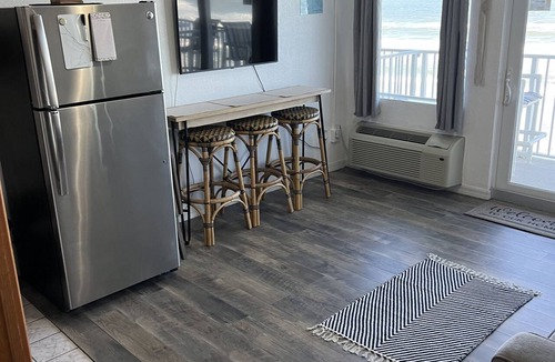 South Peninsula Historic District Condo | Coastal Waters ~ One Bedroom Oceanfront Condo