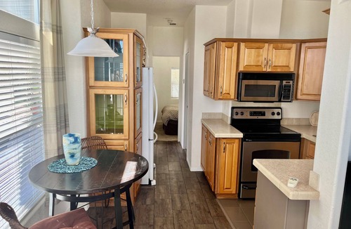 Pomerene Cottage | Cochise Resort Getaway! A place to relax & unwind, or explore Southwestern AZ.
