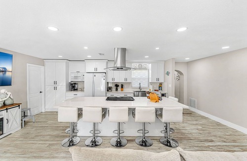 Cocoa Beach House | Cocoa Key | Sunny 4‑Bed Oasis Walk to Beach Bikes & Games 🥥🌴