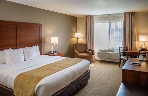Custer Hotel | Comfort Inn & Suites Custer - Crazy Horse Area
