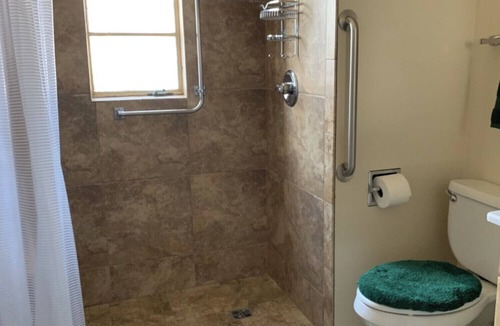 La Canada Desert Homesites House | Comfortable and Quiet 2 Bedroom Villa Available with Patio and Laundry