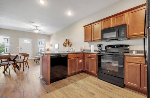Tallahassee House | Comfortable and Stylish! Del Carmel 3/3 with pool!