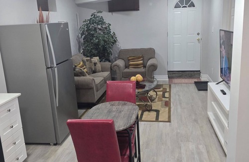 Brampton Apartment | Comfortable Inn