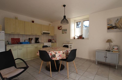 Angoville-sur-Ay Cottage | Comfortable semi-detached house between sea and countryside