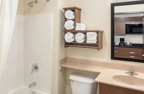 Lubbock Hotel | Comfortable Stay Near Lubbock Downtown + Free Parking | 4 Units