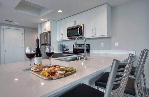 Treasure Island Hotel | Comfortable Suite Retreat! 2 Relaxing Units w/Free Parking, Pool!