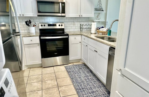 Orange Beach Condo | Completely Renovated Orange Beach condo on the 3rd floor!