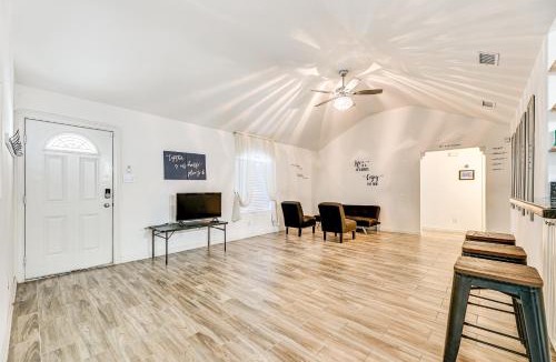 Edinburg House | Convenient, Spacious & Peaceful: Home in Edinburg!