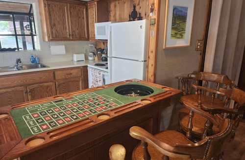 Graeagle House | Conveniently located mountain home nestled in the forest at Graeagle