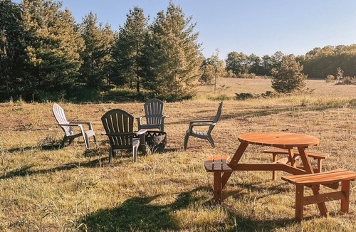 Ephraim House | Cottage for 6 on 5 peaceful acres, near Sister Bay /Baileys Harbor /Ephraim!
