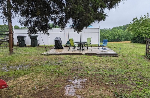 Stokes House | Cottage on 2 acres near Hanging Rock State Park & wedding venues. Pet friendly.