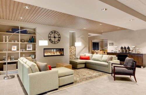 Springfield Hotel | Country Inn & Suites by Radisson, Springfield Southeast