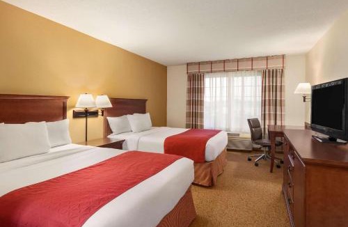 Ames Hotel | Country Inn & Suites by Radisson, Ames, IA