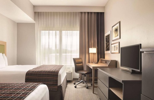 Springfield Hotel | Country Inn & Suites by Radisson, Springfield Southeast