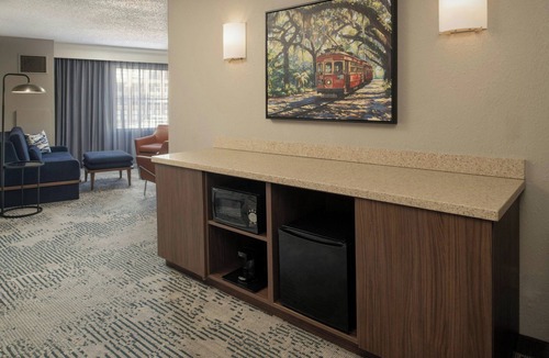 Arts/Warehouse District Hotel | Courtyard by Marriott New Orleans Warehouse Arts District