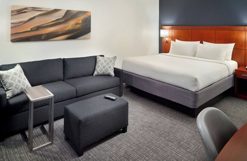 Tallahassee Hotel | Courtyard by Marriott Tallahassee Downtown/Capitol