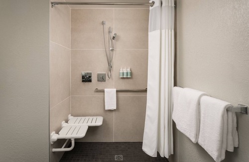 West Melbourne Hotel | Courtyard Melbourne West