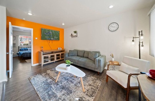 Ferndale Apartment | Cozy 1 Bd Apt minutes walking downtown Ferndale