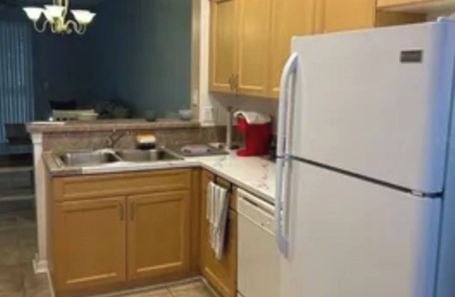 Riverview Condo | Cozy 1-bedroom condo in charming Riverview with AC