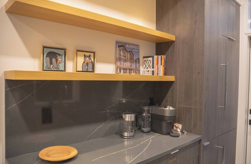 Whittier Heights House | Cozy 1b1b townhome in Ballard. Nice neighbor, steps to coffee and restaurants.