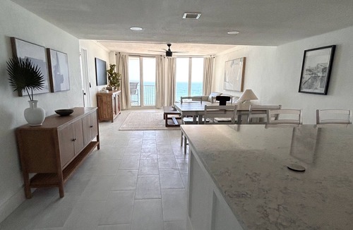 Ocean View Halifax Estates Condo | Cozy 2-bedroom condo in charming Daytona Beach Shores.