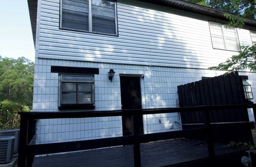 Gainesville Condo | Cozy 2-bedroom condo with WiFi, AC in quiet NW Gainesville, FL