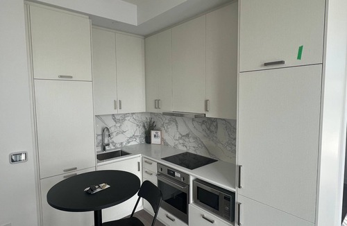 Vaughan Condo | COZY 2 BEDROOMS ONE FULL BATH IN THE NEW DOWNTOWN VAUGHAN, MINS FROM SUBWAY