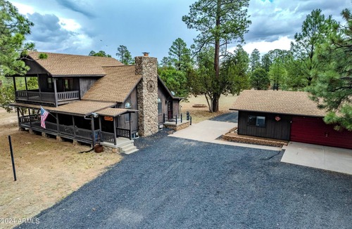 Overgaard Cabin | Cozy 4-bedroom cabin in charming Heber-Overgaard with WiFi