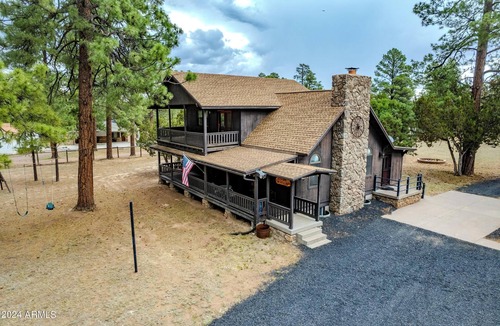 Overgaard Cabin | Cozy 4-bedroom cabin in charming Heber-Overgaard with WiFi