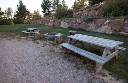 Hot Springs House | Cozy Apartment in the Beauty of the Black Hills