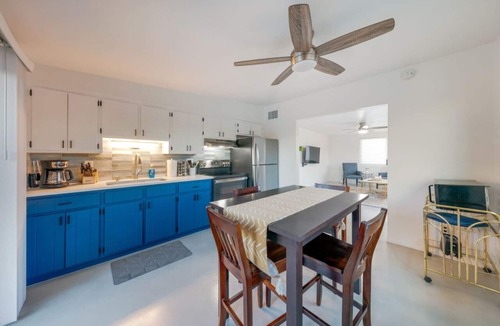 St. Francis Cabrini Apartment | Cozy & Bright/Spotless/2 BR 1 BA/Central