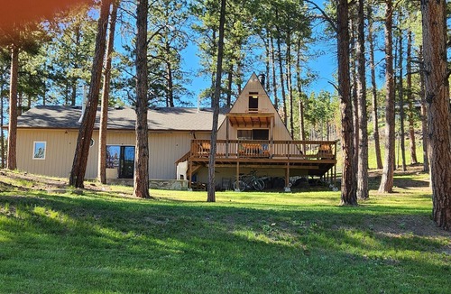 Hill City Cabin | Cozy Cabin in the Hills