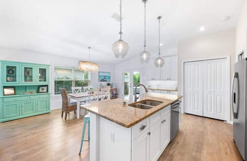 Vilano Beach Cottage | Cozy Coastal Beach Home - Hot Tub! Pets! Bicycles!