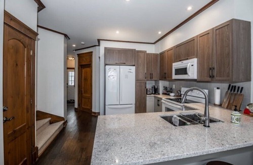 Mont-Tremblant Condo | Cozy condo - Walk to village/mountain - Monthly rates