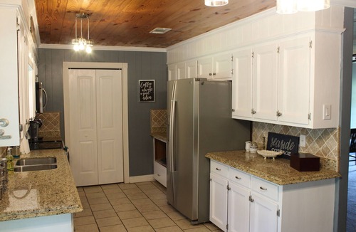 Lake Charles Cottage | Cozy Cottage near the lake (Big Lake, LA)