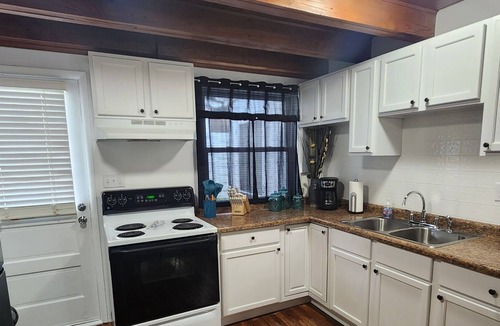 Danville House | Cozy Duplex Two