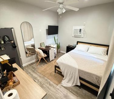 Tallahassee House | Cozy Guest house near FSU Trails and the airport