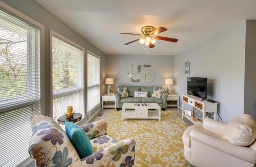 Tanglewood Estates House | Cozy Lake Cabin w/Dock in Hot Springs Nat'l Park