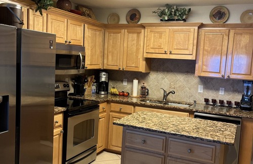 Babson Park Cabin | Cozy lake house with private beach and boat dock on Crooked Lake in central FL