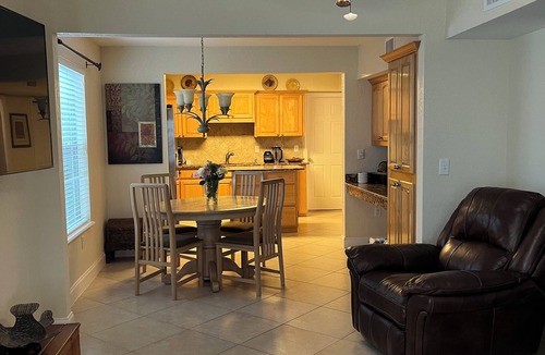 Babson Park Cabin | Cozy lake house with private beach and boat dock on Crooked Lake in central FL