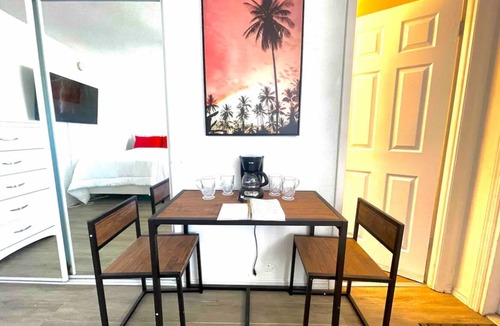 Bostwick Park Apartment | Cozy new Daytona Beach studio with pool access,sunset and ocean views.