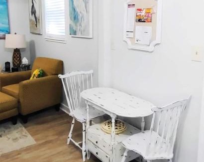 Old Town House | COZY-Quiet Cottage Pets Kitchen