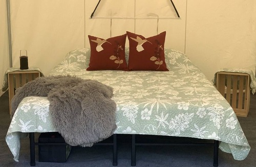 Wayland RV Rental | Cozy Secluded Safari Tent Immersed in Nature in Ravenna, Ohio