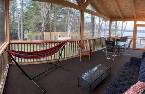 Lanark Highlands Cottage | Cozy year round cottage on beautiful Dalhousie Lake!