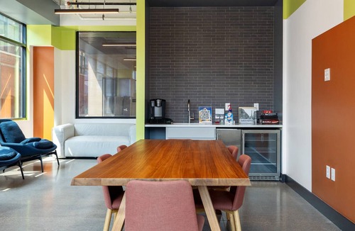 Lockerbie Square Apartment | CozySuites Mass with lounge and roof deck #37