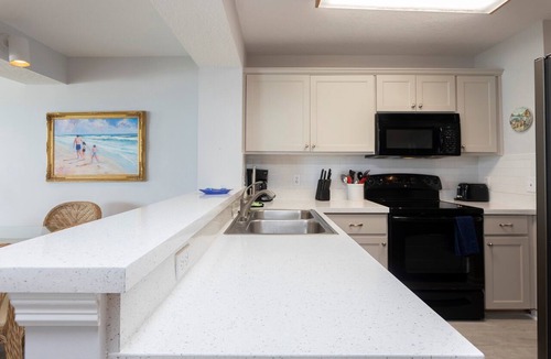 Butler Beach Condo | CRC 2107 - Ground Floor Pool View Condo