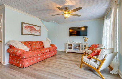 Dauphin Island House | Creekfront Dauphin Island Cottage: Walk to Gulf!