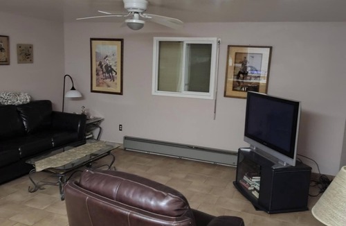 Apache Junction House | CURRENTLY AVAILABLE FOR NOVEMBER/DECEMBER 2025 Clean, quiet home Apache Junction