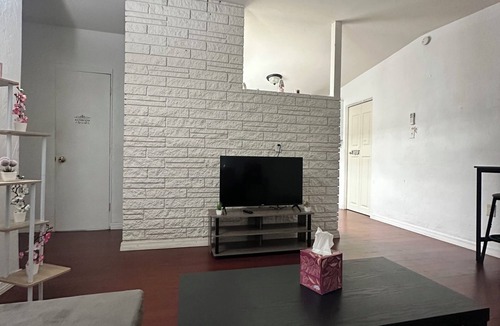 Bethune Grant House | Cute, clean and cozy 3 BR house in great location