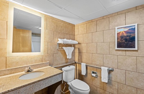 Ames Hotel | Days Inn by Wyndham Ames